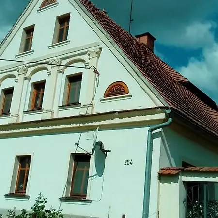 Statek-hofje Nyaraló Broumov